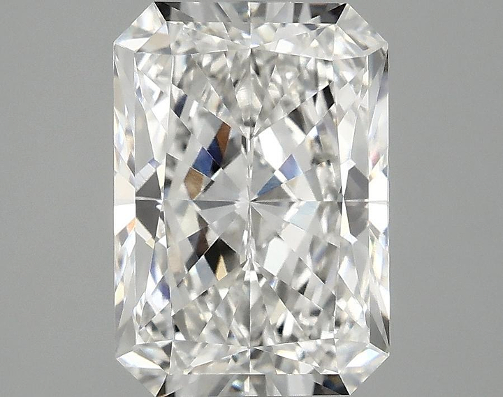 3.02 Carat Radiant Shaped Ideal Cut VVS2 IGI Certified Lab Grown Diamond