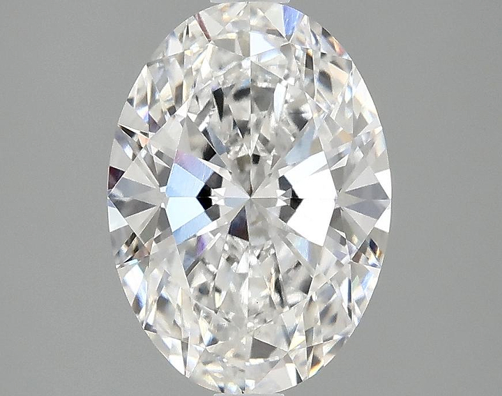 2.1 Carat Oval Shaped Ideal Cut VS1 IGI Certified Lab Grown Diamond