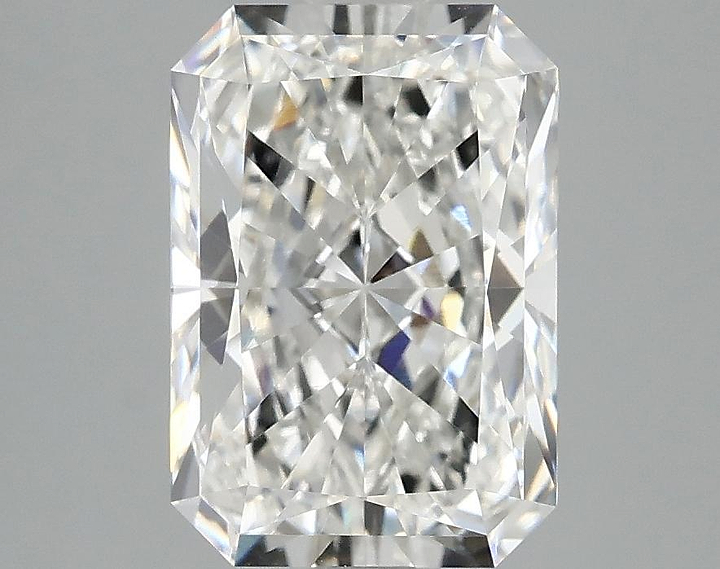 3.01 Carat Radiant Shaped Ideal Cut VVS2 IGI Certified Lab Grown Diamond