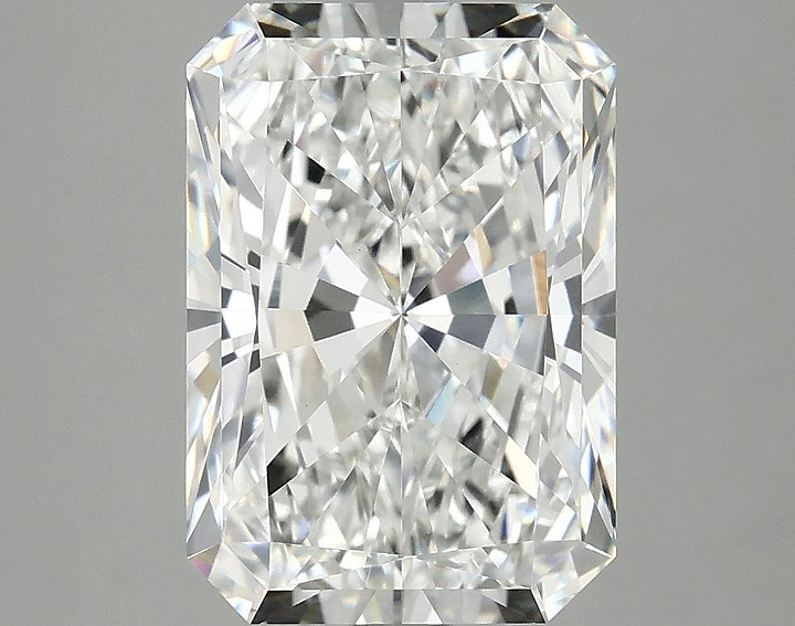 4.01 Carat Radiant Shaped Ideal Cut VVS2 IGI Certified Lab Grown Diamond