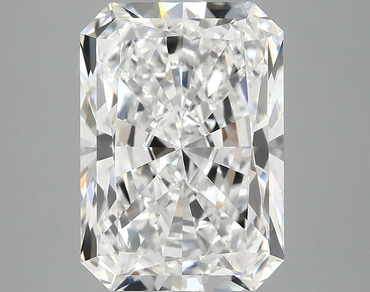 4.09 Carat Radiant Shaped Ideal Cut VVS2 IGI Certified Lab Grown Diamond