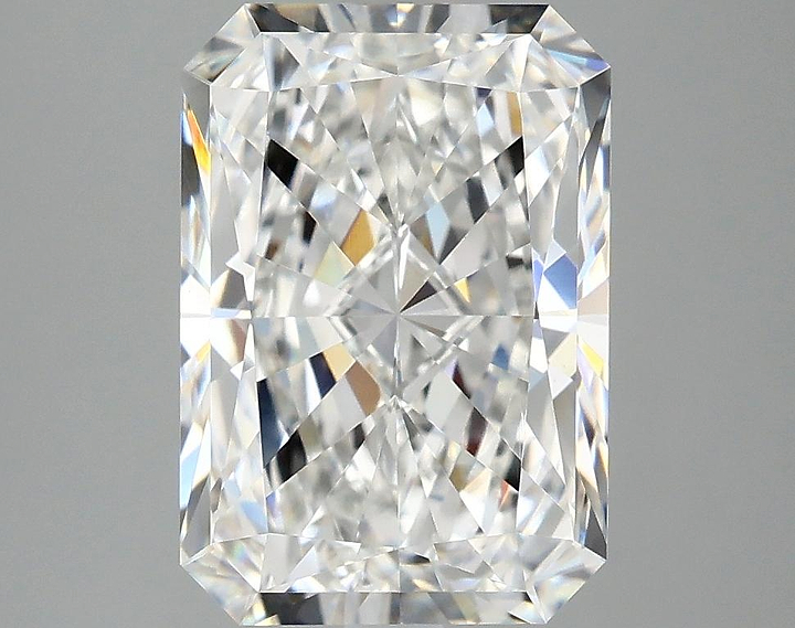 4.02 Carat Radiant Shaped Ideal Cut VVS2 IGI Certified Lab Grown Diamond