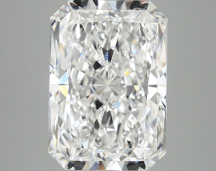4.04 Carat Radiant Shaped Ideal Cut VS1 IGI Certified Lab Grown Diamond