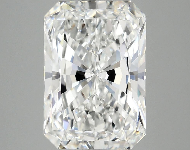 4.01 Carat Radiant Shaped Ideal Cut VVS2 IGI Certified Lab Grown Diamond
