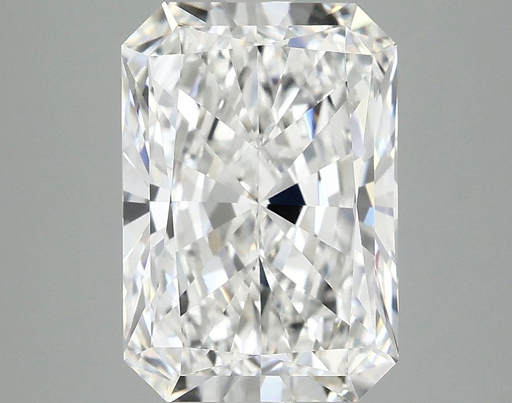 4.01 Carat Radiant Shaped Ideal Cut VVS2 IGI Certified Lab Grown Diamond