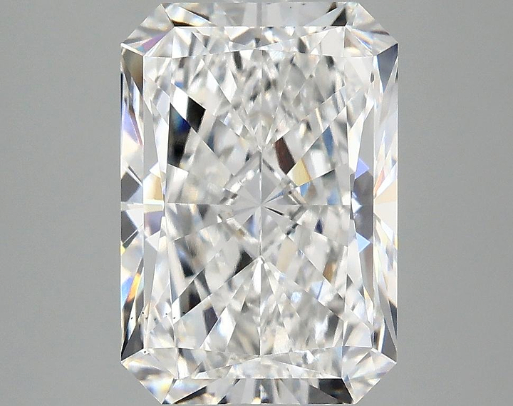 3.54 Carat Radiant Shaped Ideal Cut VS2 IGI Certified Lab Grown Diamond