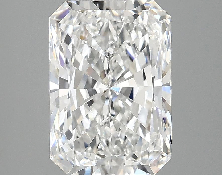 3.05 Carat Radiant Shaped Ideal Cut VS1 IGI Certified Lab Grown Diamond