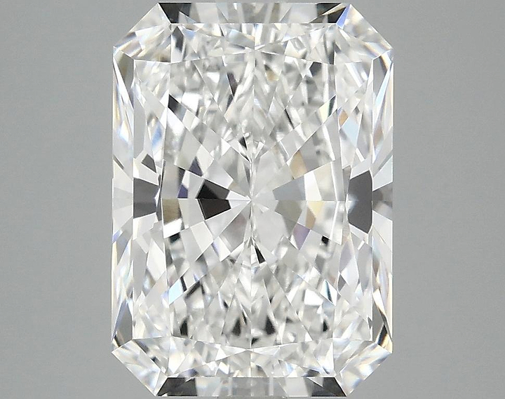 4.06 Carat Radiant Shaped Ideal Cut VVS2 IGI Certified Lab Grown Diamond