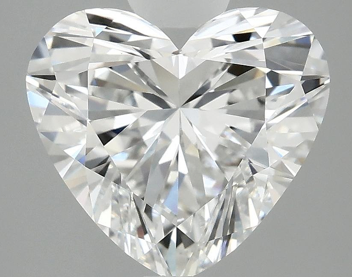 3.08 Carat Heart Shaped Ideal Cut VVS2 IGI Certified Lab Grown Diamond