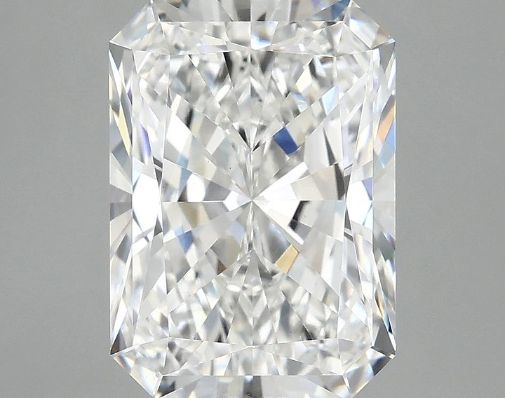 4.18 Carat Radiant Shaped Ideal Cut VS1 IGI Certified Lab Grown Diamond