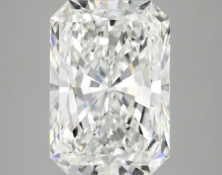 3.91 Carat Radiant Shaped Ideal Cut VS1 IGI Certified Lab Grown Diamond