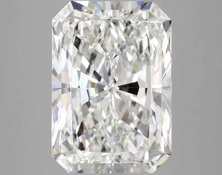 3.96 Carat Radiant Shaped Ideal Cut VS1 IGI Certified Lab Grown Diamond