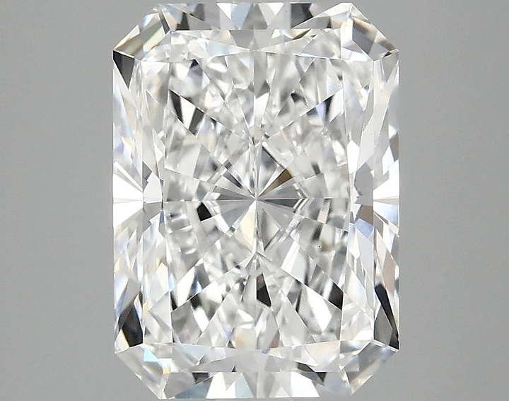 3.05 Carat Radiant Shaped Excellent Cut VVS2 IGI Certified Lab Grown Diamond