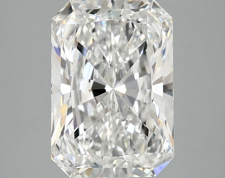 2.99 Carat Radiant Shaped Ideal Cut VVS2 IGI Certified Lab Grown Diamond
