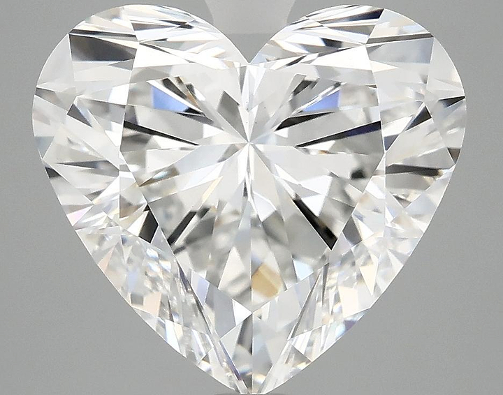 4.82 Carat Heart Shaped Ideal Cut VVS2 IGI Certified Lab Grown Diamond