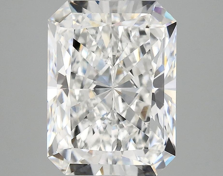 4.0 Carat Radiant Shaped Excellent Cut VVS2 IGI Certified Lab Grown Diamond