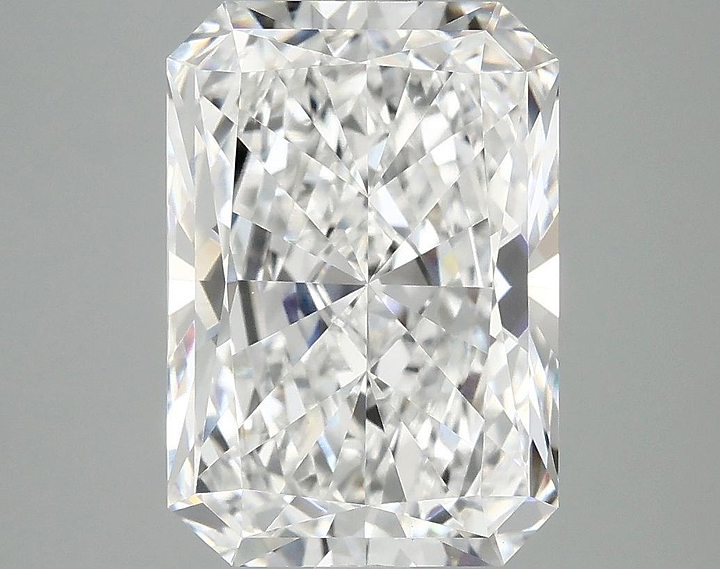 4.06 Carat Radiant Shaped Ideal Cut VVS2 IGI Certified Lab Grown Diamond
