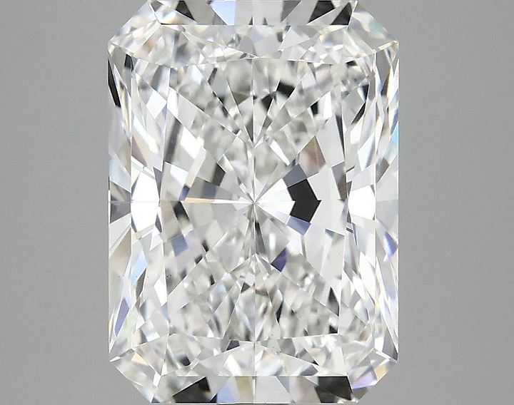 3.96 Carat Radiant Shaped Excellent Cut VS1 IGI Certified Lab Grown Diamond