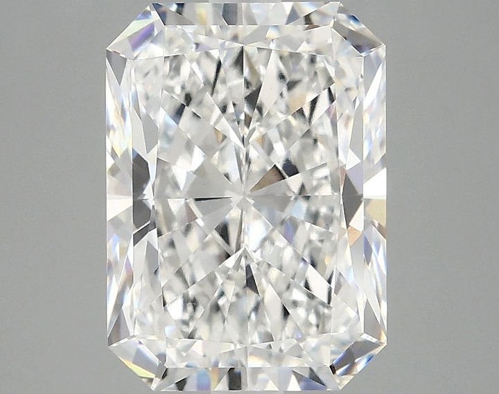 3.49 Carat Radiant Shaped Excellent Cut VVS2 IGI Certified Lab Grown Diamond