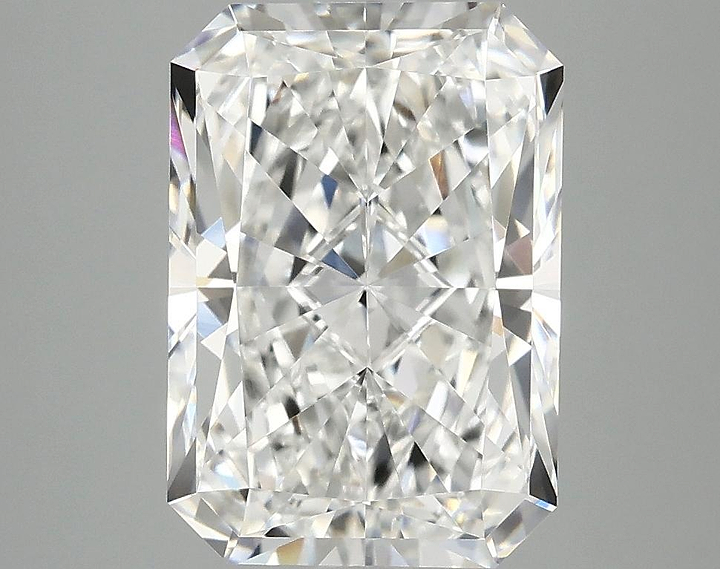 4.06 Carat Radiant Shaped Ideal Cut VVS2 IGI Certified Lab Grown Diamond