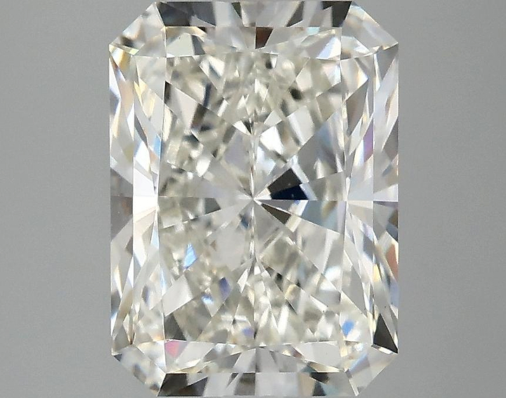 3.03 Carat Radiant Shaped Excellent Cut VS1 IGI Certified Lab Grown Diamond