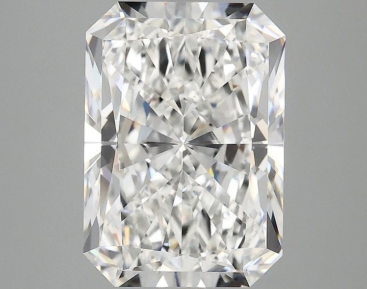 4.04 Carat Radiant Shaped Ideal Cut VVS2 IGI Certified Lab Grown Diamond