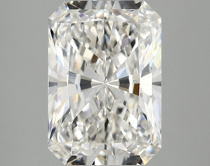 3.08 Carat Radiant Shaped Ideal Cut VVS2 IGI Certified Lab Grown Diamond