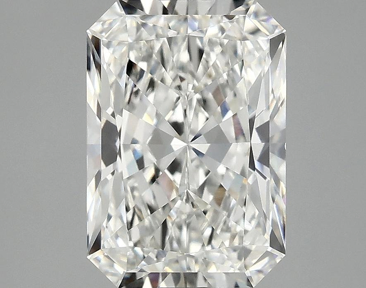 3.07 Carat Radiant Shaped Ideal Cut VVS2 IGI Certified Lab Grown Diamond