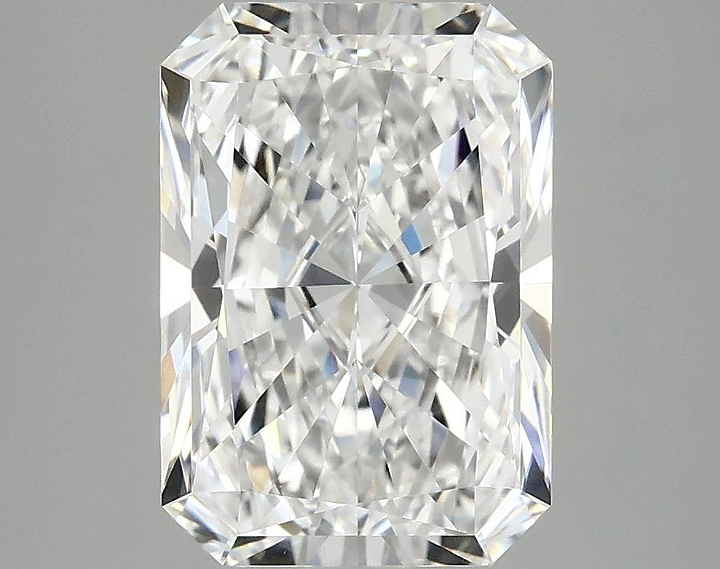 3.08 Carat Radiant Shaped Ideal Cut VVS2 IGI Certified Lab Grown Diamond