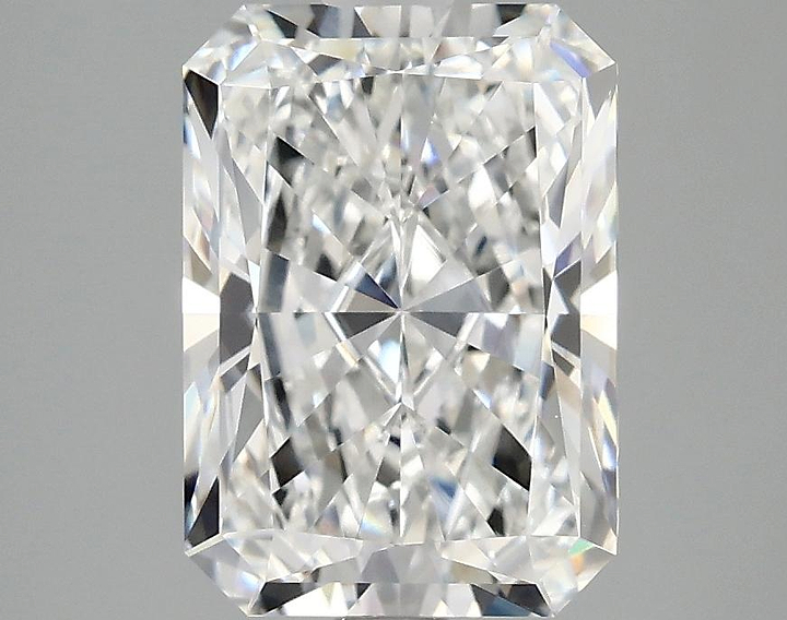 3.07 Carat Radiant Shaped Ideal Cut VVS2 IGI Certified Lab Grown Diamond