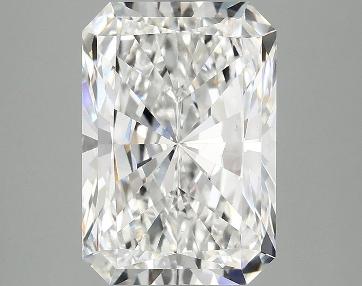 3.79 Carat Radiant Shaped Ideal Cut VS1 IGI Certified Lab Grown Diamond