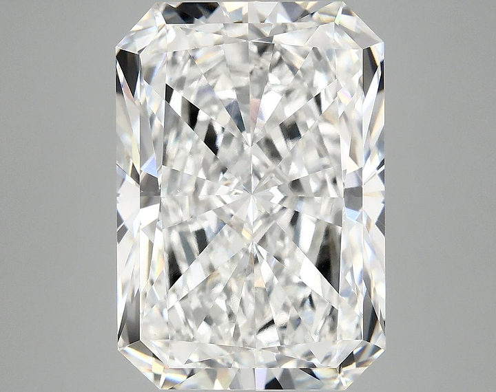 9.02 Carat Radiant Shaped Ideal Cut VVS2 IGI Certified Lab Grown Diamond