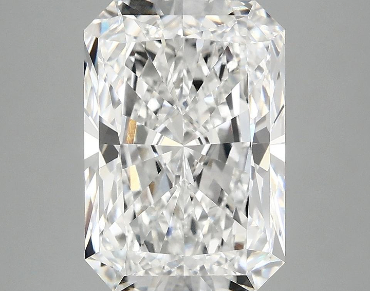 4.06 Carat Radiant Shaped Ideal Cut VVS2 IGI Certified Lab Grown Diamond