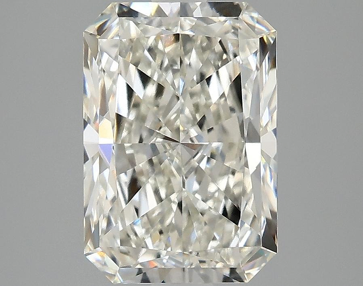 3.03 Carat Radiant Shaped Ideal Cut VVS2 IGI Certified Lab Grown Diamond