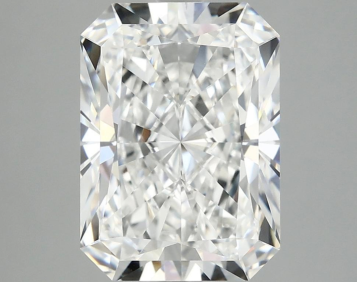 4.01 Carat Radiant Shaped Ideal Cut VS2 IGI Certified Lab Grown Diamond