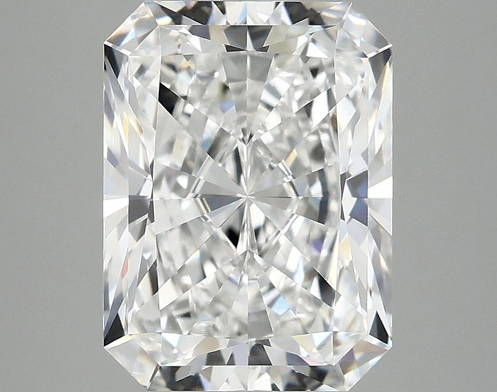 4.08 Carat Radiant Shaped Excellent Cut VVS2 IGI Certified Lab Grown Diamond