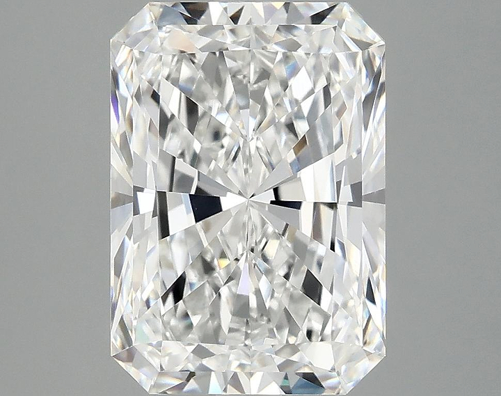 4.14 Carat Radiant Shaped Ideal Cut VVS2 IGI Certified Lab Grown Diamond