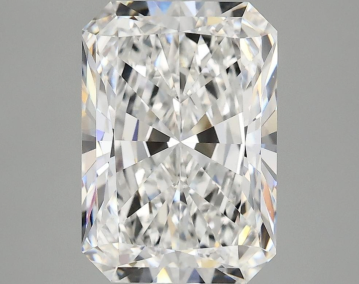4.07 Carat Radiant Shaped Ideal Cut VS1 IGI Certified Lab Grown Diamond