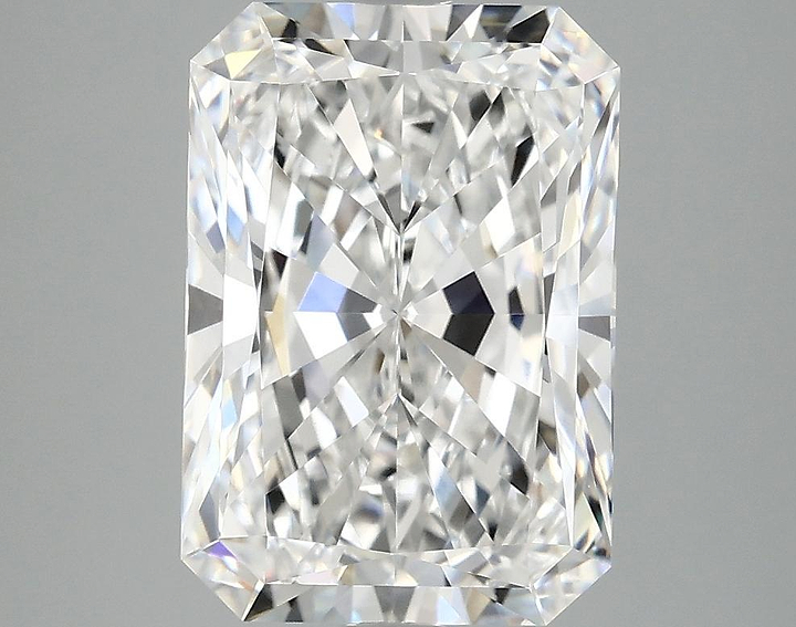 4.09 Carat Radiant Shaped Ideal Cut VVS2 IGI Certified Lab Grown Diamond