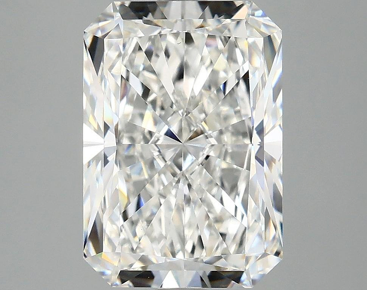 4.09 Carat Radiant Shaped Ideal Cut VVS2 IGI Certified Lab Grown Diamond