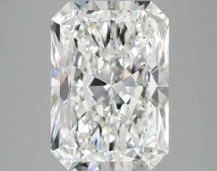 4.03 Carat Radiant Shaped Ideal Cut VVS2 IGI Certified Lab Grown Diamond