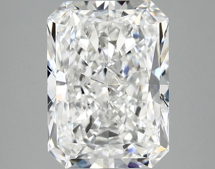 3.05 Carat Radiant Shaped Excellent Cut VVS2 IGI Certified Lab Grown Diamond