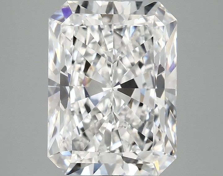 4.05 Carat Radiant Shaped Excellent Cut VVS2 IGI Certified Lab Grown Diamond