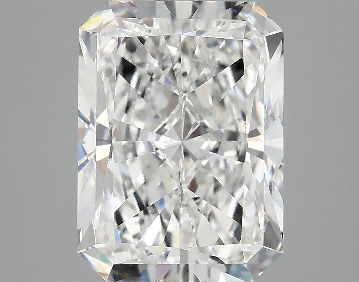 3.03 Carat Radiant Shaped Excellent Cut VVS2 IGI Certified Lab Grown Diamond