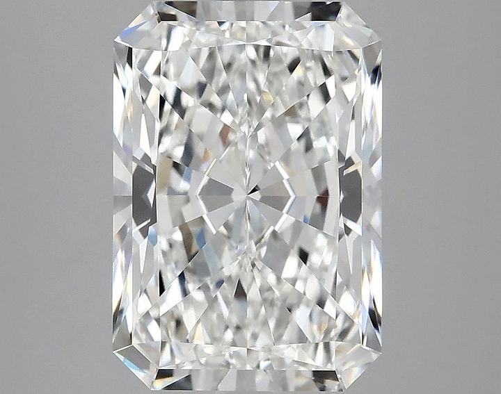 4.1 Carat Radiant Shaped Ideal Cut VVS2 IGI Certified Lab Grown Diamond