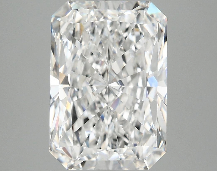 4.07 Carat Radiant Shaped Ideal Cut VVS2 IGI Certified Lab Grown Diamond