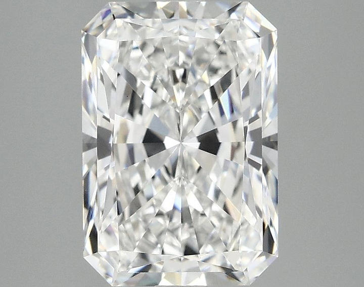 3.07 Carat Radiant Shaped Ideal Cut VS1 IGI Certified Lab Grown Diamond