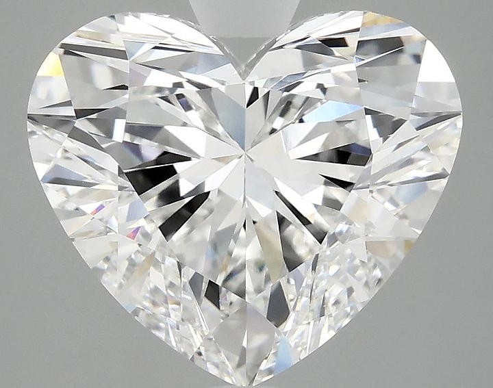 5.03 Carat Heart Shaped Ideal Cut VS1 IGI Certified Lab Grown Diamond