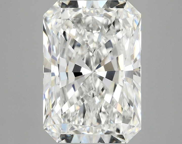4.13 Carat Radiant Shaped Ideal Cut VVS2 IGI Certified Lab Grown Diamond