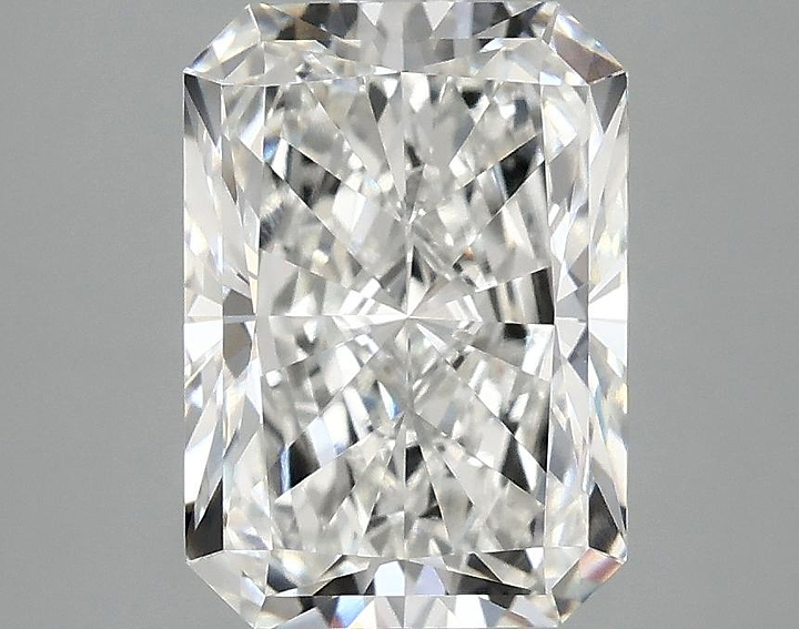 3.03 Carat Radiant Shaped Ideal Cut VVS2 IGI Certified Lab Grown Diamond